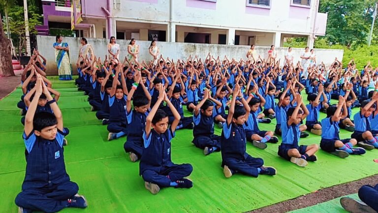 सरस्वती इंटरनॅशनल इंग्लिश मीडियम स्कूलमध्ये ८० वा स्वातंत्र्यदिन सोहळा दिमाखात संपन्न